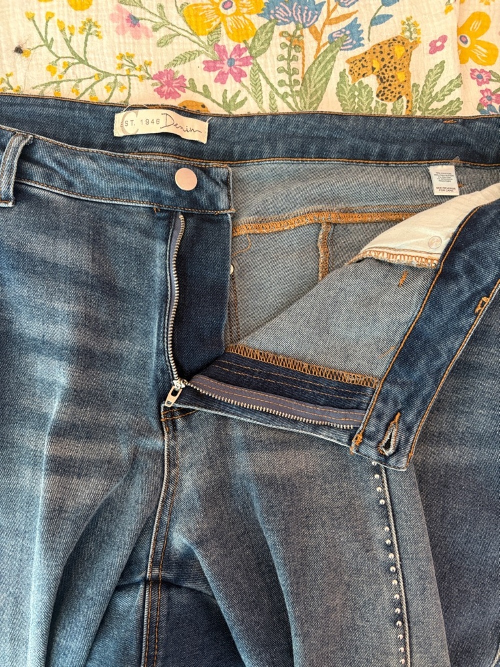 Cato Mid-Rise Straight Leg Jeans with Stud Detail - Picture 8 of 8